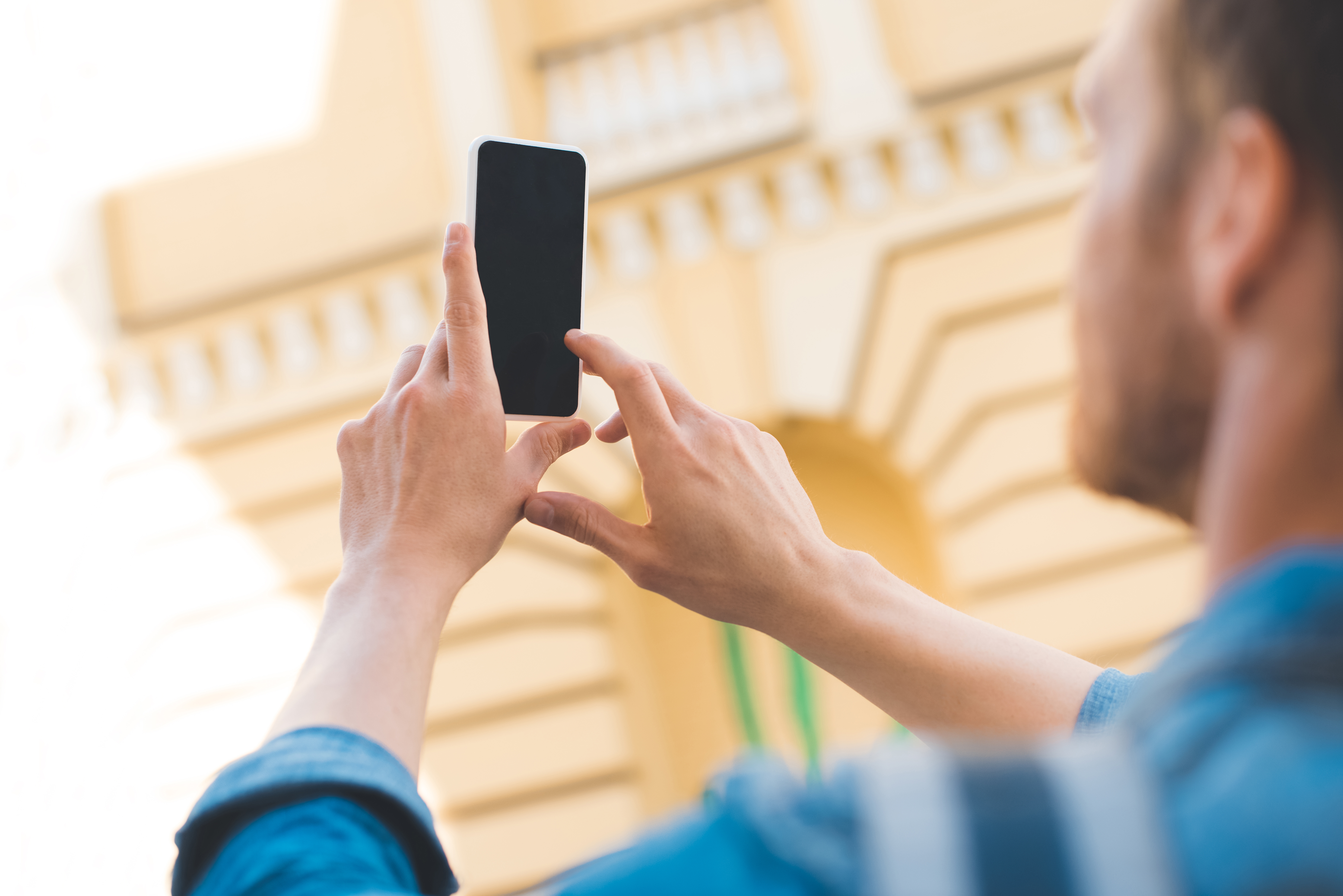 L&GNSW issues stark warning to gambling operators using social media influencers